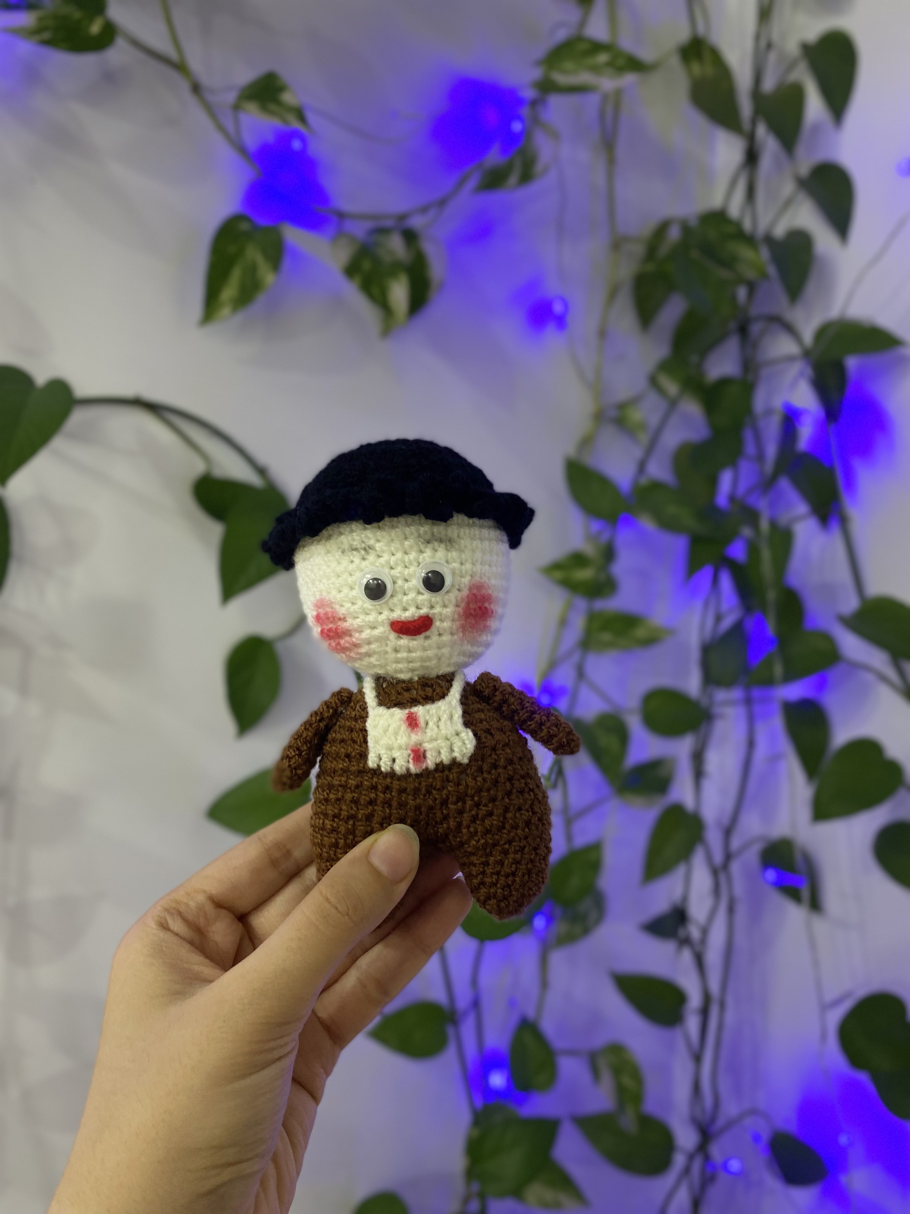 عروسک بافتنی دستساز